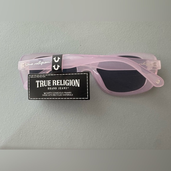 True Religion Lilac lavender and silver Sunglasses - Picture 2 of 5